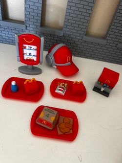 McDonald's lil McDonald's menu, soda fountain, happy meals,