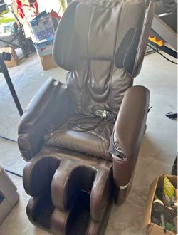 Full massage chair / Sillón masajeador