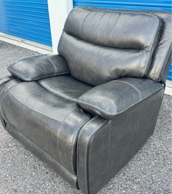 ASHLEY FURNITURE POWER GLIDER RECLINER ROCKER LEATHER CHAIR OVERSIZED