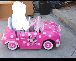 Mini Mouse Electric Car 