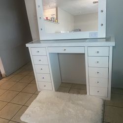 Makeup Vanity Set 