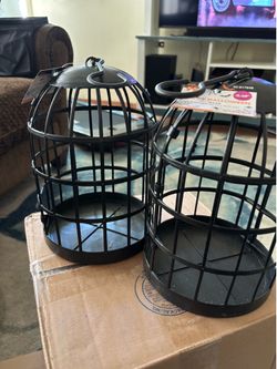 Plastic bird cages