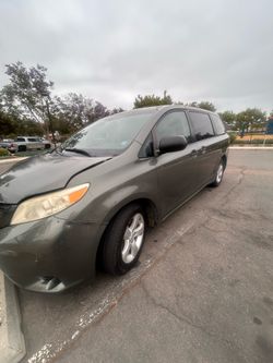 2013 Toyota Sienna