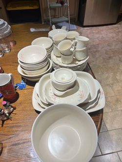 Pfaltzgraff Tea Rose Collection