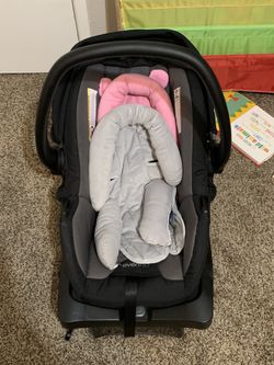 Evenflo Infant car seat