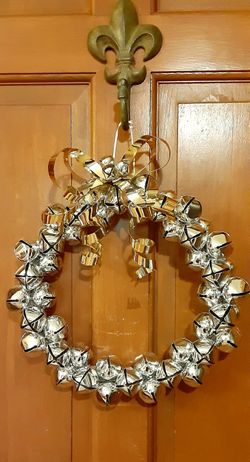 12" Silver and Gold Jingle Bell Wreath 