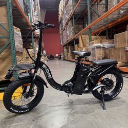 Ultra-long-lasting folding electric bicycle