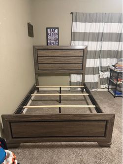 Full size bed frame complete
