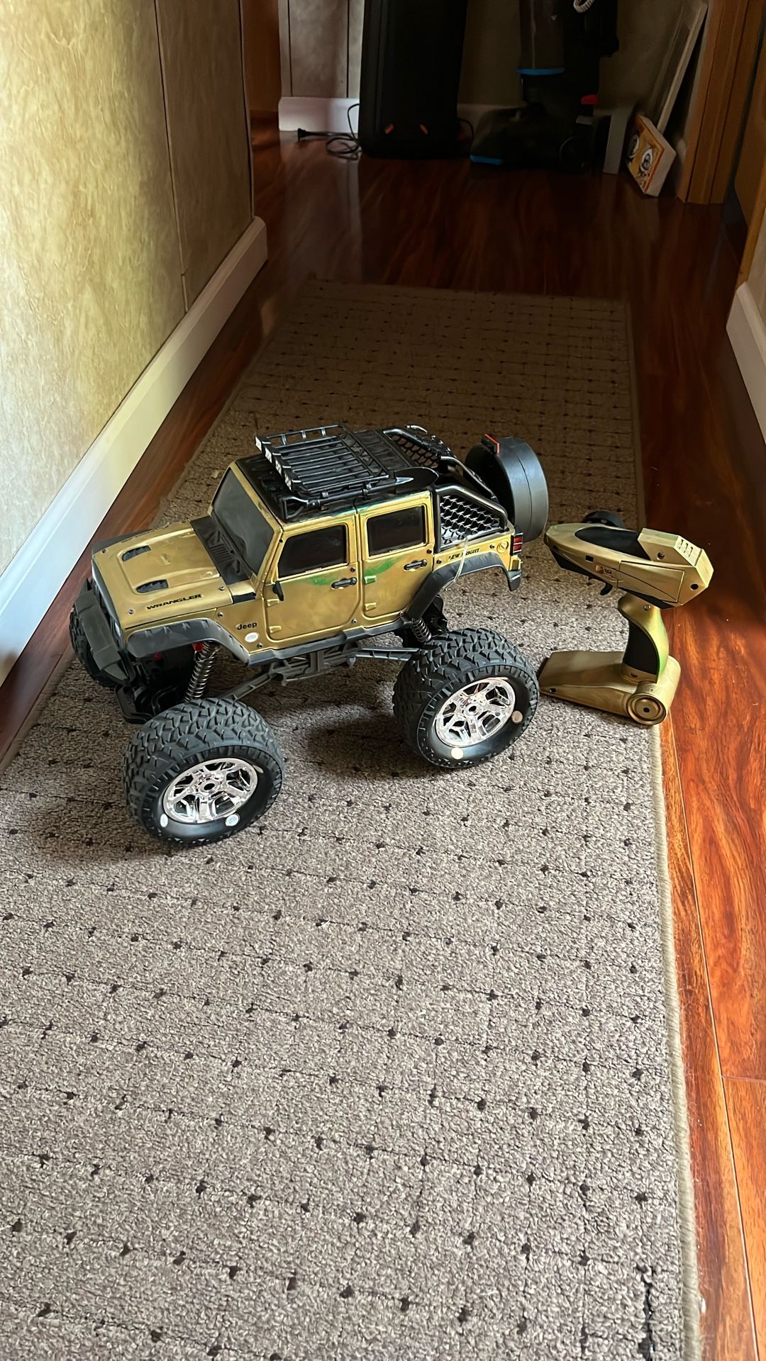 RC Car ( Jeep )