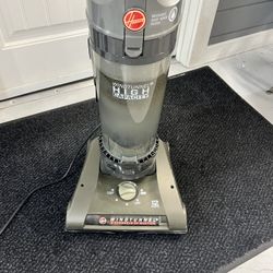 Hoover Windtunnel Vacuum