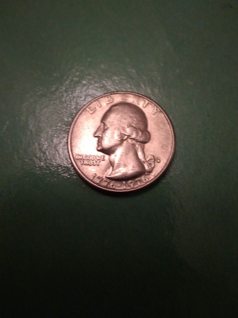 '1976- Bicentennial Quarter! ERROR! Completely Filled In D MINT MARK! AU CONDITION!