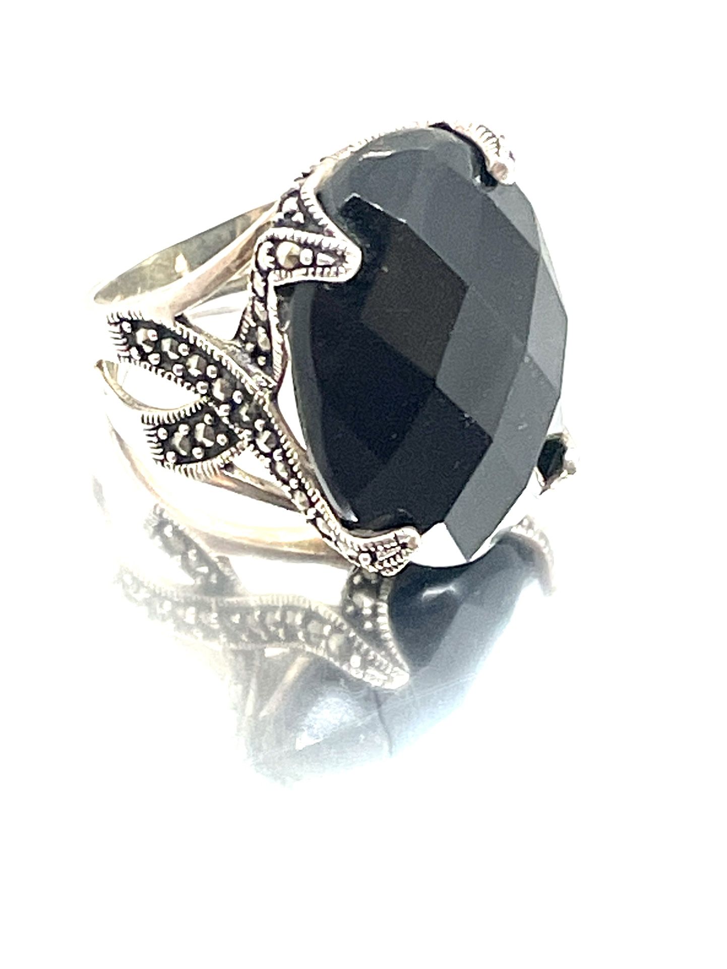 Sterling Marcasite And Onyx Ring Sz 8