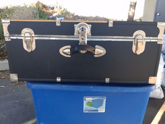 Seward Explorer 30-Inch Trunk Storage