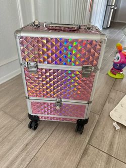 Rolling Makeup Train Case with Wheels