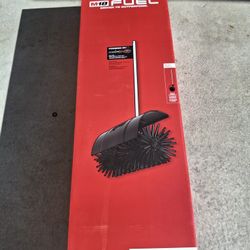 Milwaukee M18 FUEL QUIK-LOK Bristle Brush Attachment 