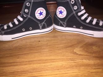 LIKE NEW~ CONVERSE ALL-STAR CHUCK TAYLOR HI-TOP SHOES