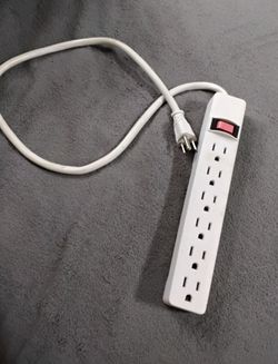 6-Outlet Power Strip with Switch