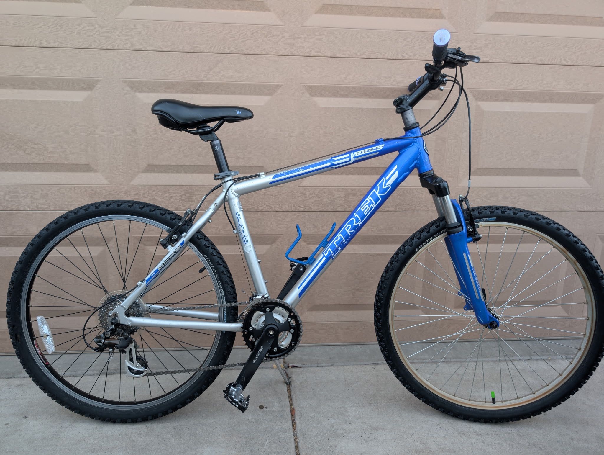 26" TREK SERIES 3 MENS MOUNTAIN BIKE. (M)18" 46CM. ALUMINUM. FRESHLY TUNE UP👌🏼