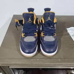 Jordan Retro 4 Size 4