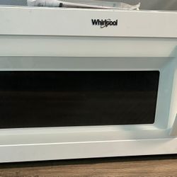 WHIRLPOOL MICROWAVE New!!