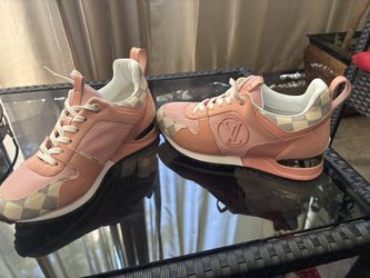 SOLD SOLD SOLD LOUIS VUITTON SNEAKERS