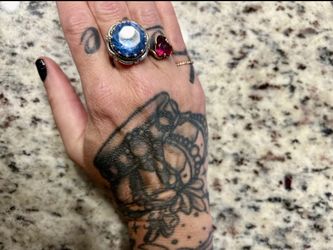 10 Carat  blue sapphire ring