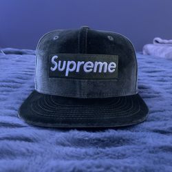 Supreme Hat 