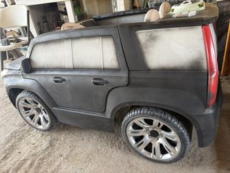 Cadillac Escalade Ride On Truck