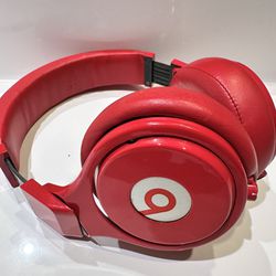 Beats by Dr. Dre Pro " Lil Wayne" Over the Ear Headphones - Red Limited Edition