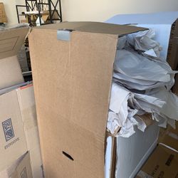 Free Moving Boxes & Tissue Paper 