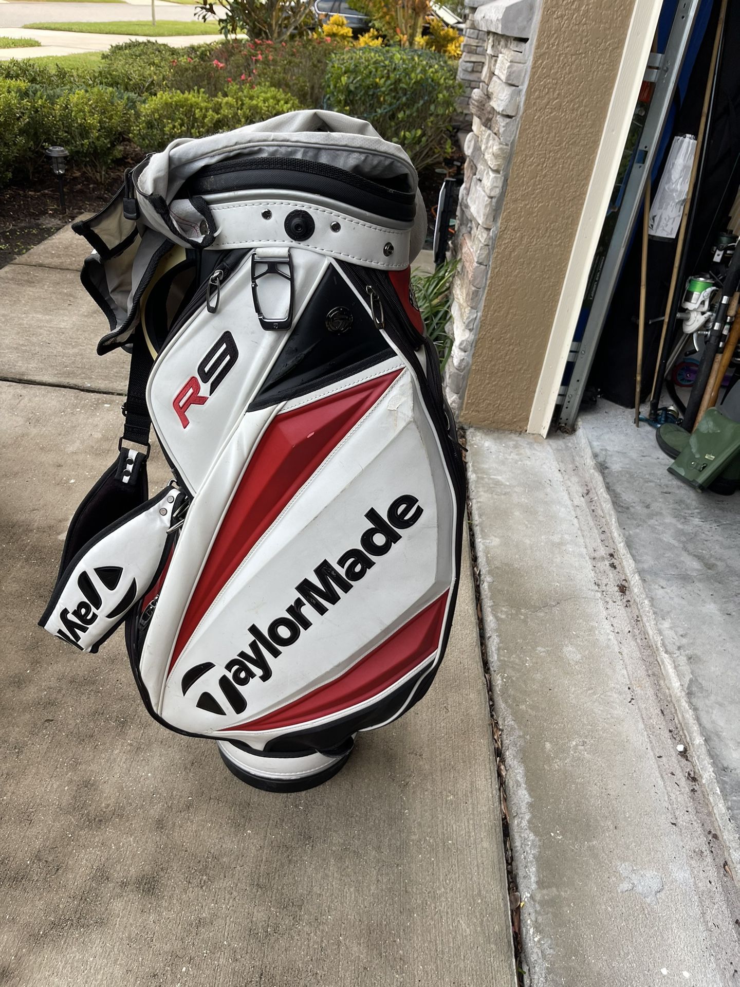 TaylorMade Tour Bag Preferred Burner R9 Golf Bag