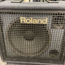Roland KC-100 Keyboard Amp