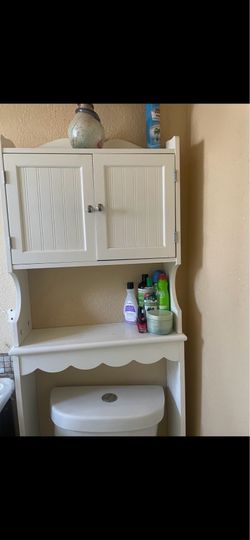 Bathroom cabinet