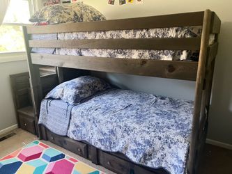 Bunk bed
