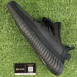 Adidas Yeezy Boost 350 v2 Onyx SIZE 8, 9, 9.5 Brand NEW DS