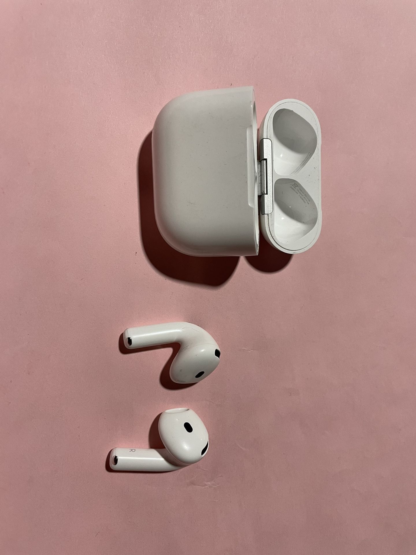 Air Pods 4