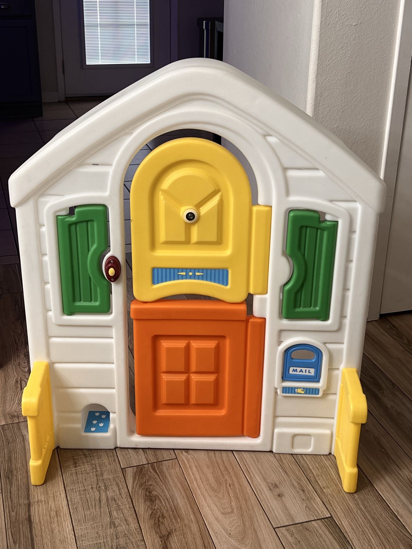 Step 2 play front door