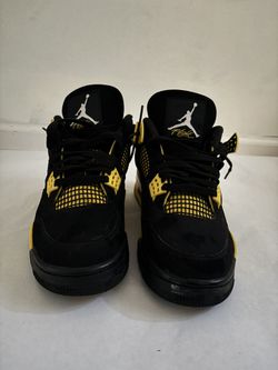Jordan 4 Retro Thunder