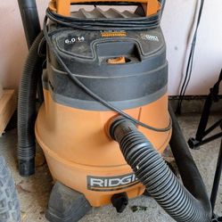 Ridgid 14 gallon 6 hp shop vac wet dry vacuum