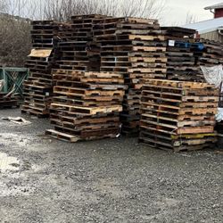 40x48 Wood Pallets $1 
