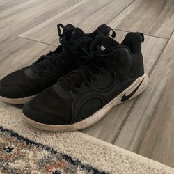 Nike Basketball Shoes 