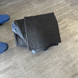 Moving Blankets 