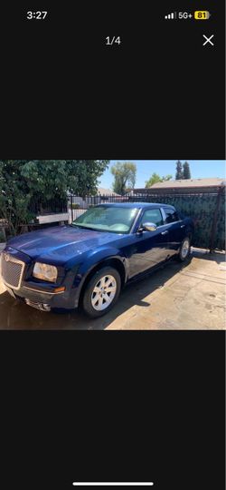 2005 Chrysler 300 Sedan