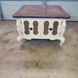 Oak coffee table