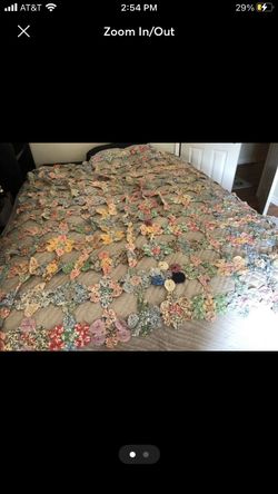 Vintage Handmade Yo-yo Quilt