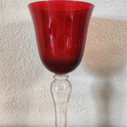 Vintage ruby-red glassware; set of 6. An extra one for free. Perfect for wine, sangria or cocktails.