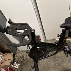 Bowflex C7 Exercise Bike With Floor Mat And Comfort Seat