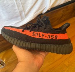 Yeezys size 8