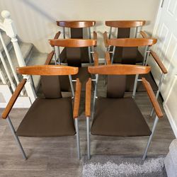 6 Gunlocke VILI chairs 24”W x 21.5”D x 32”T  Seat height 19” Pick up in Rocklin / price is firm