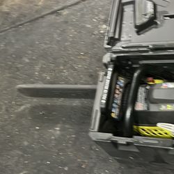 RYOBI Chainsaw 